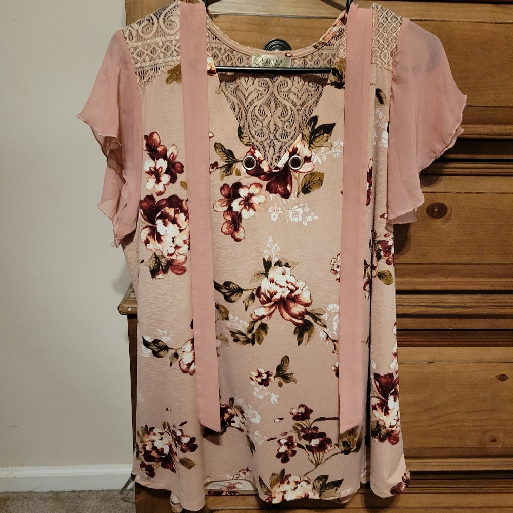 Pink floral blouse size 2X
